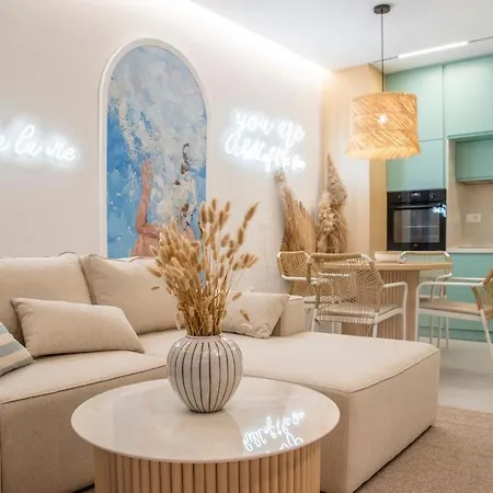 Sea La Vie - Beachside Apartman *