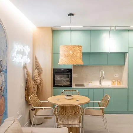 Sea La Vie - Beachside Apartman *
